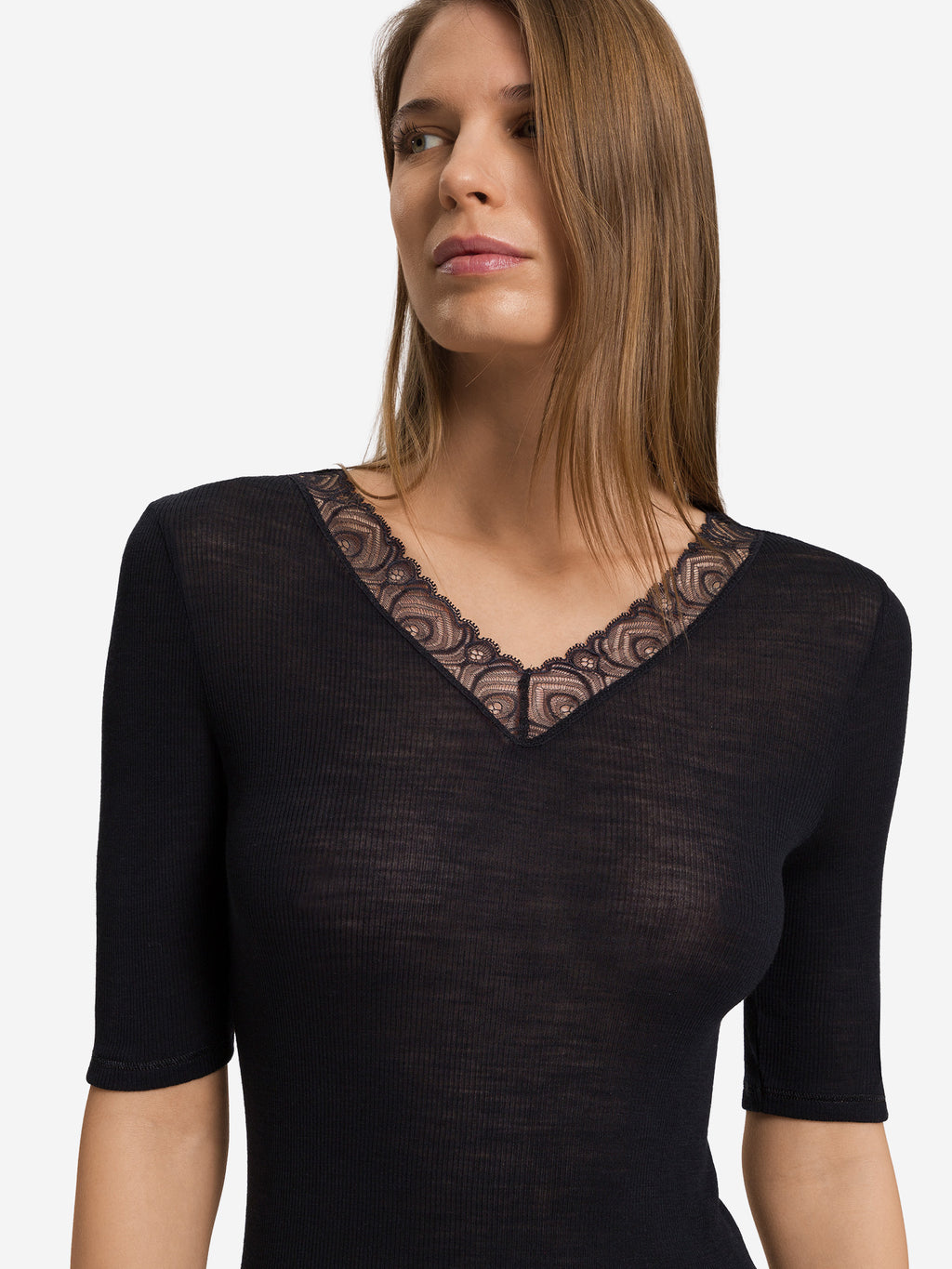 black / L