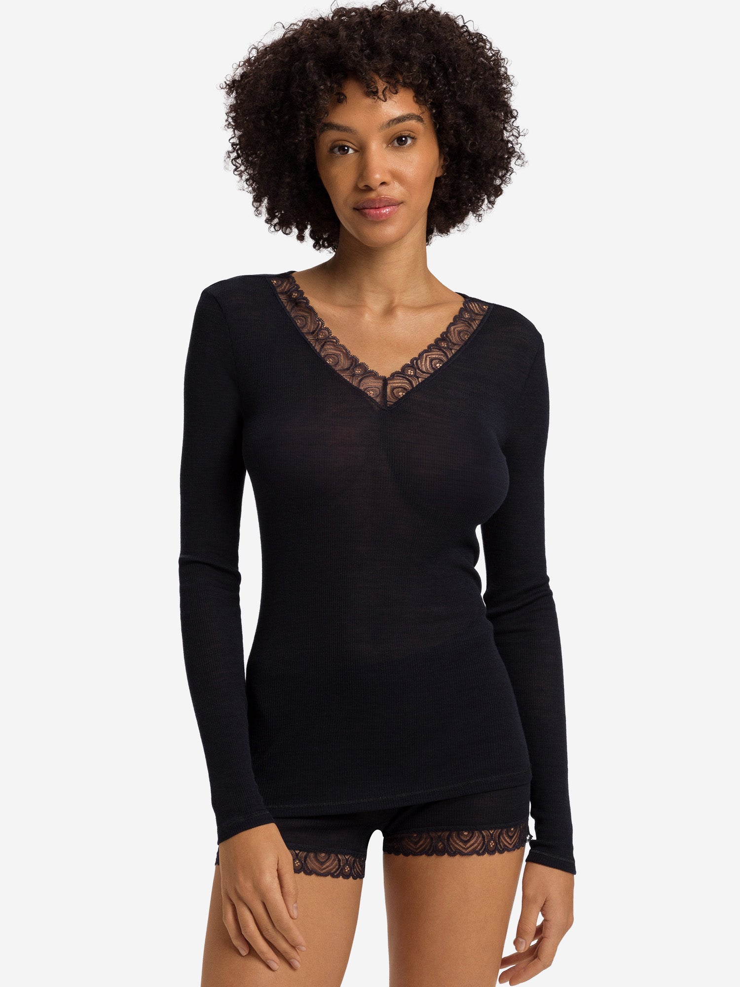 black / L