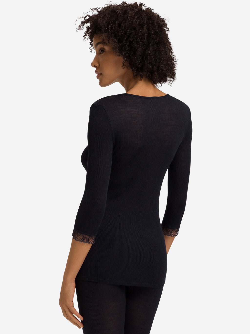 black / L