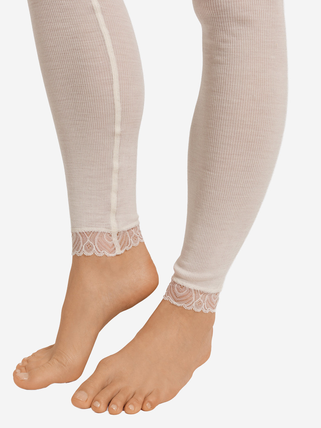 misty white / L