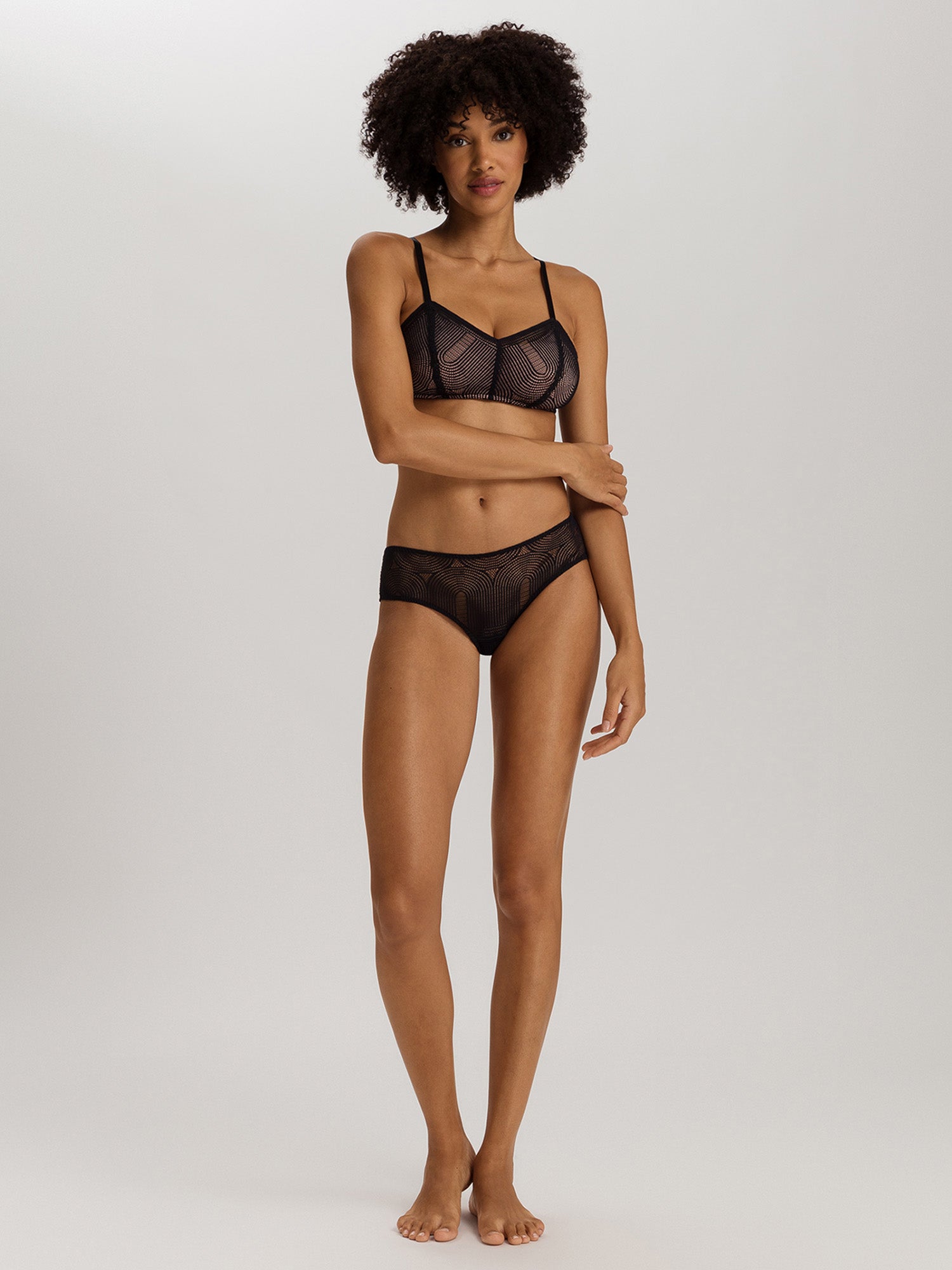 black / L