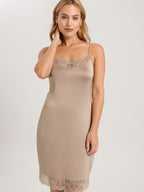 deep taupe / L