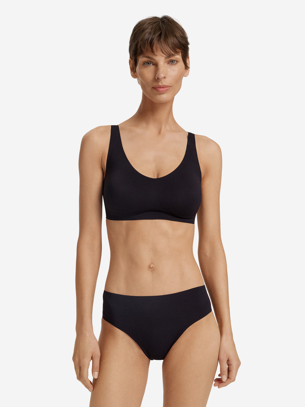 black / L