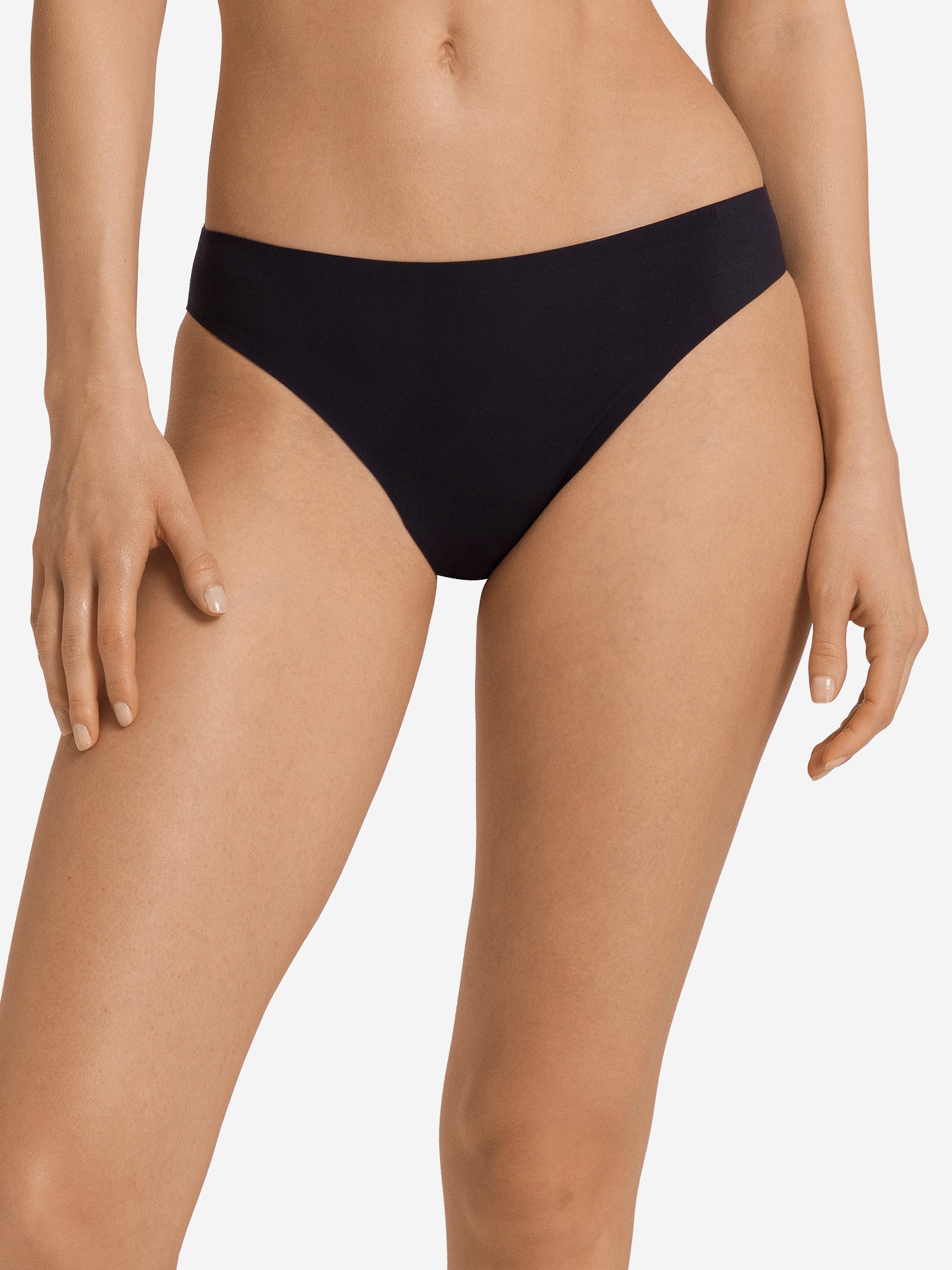 black / L