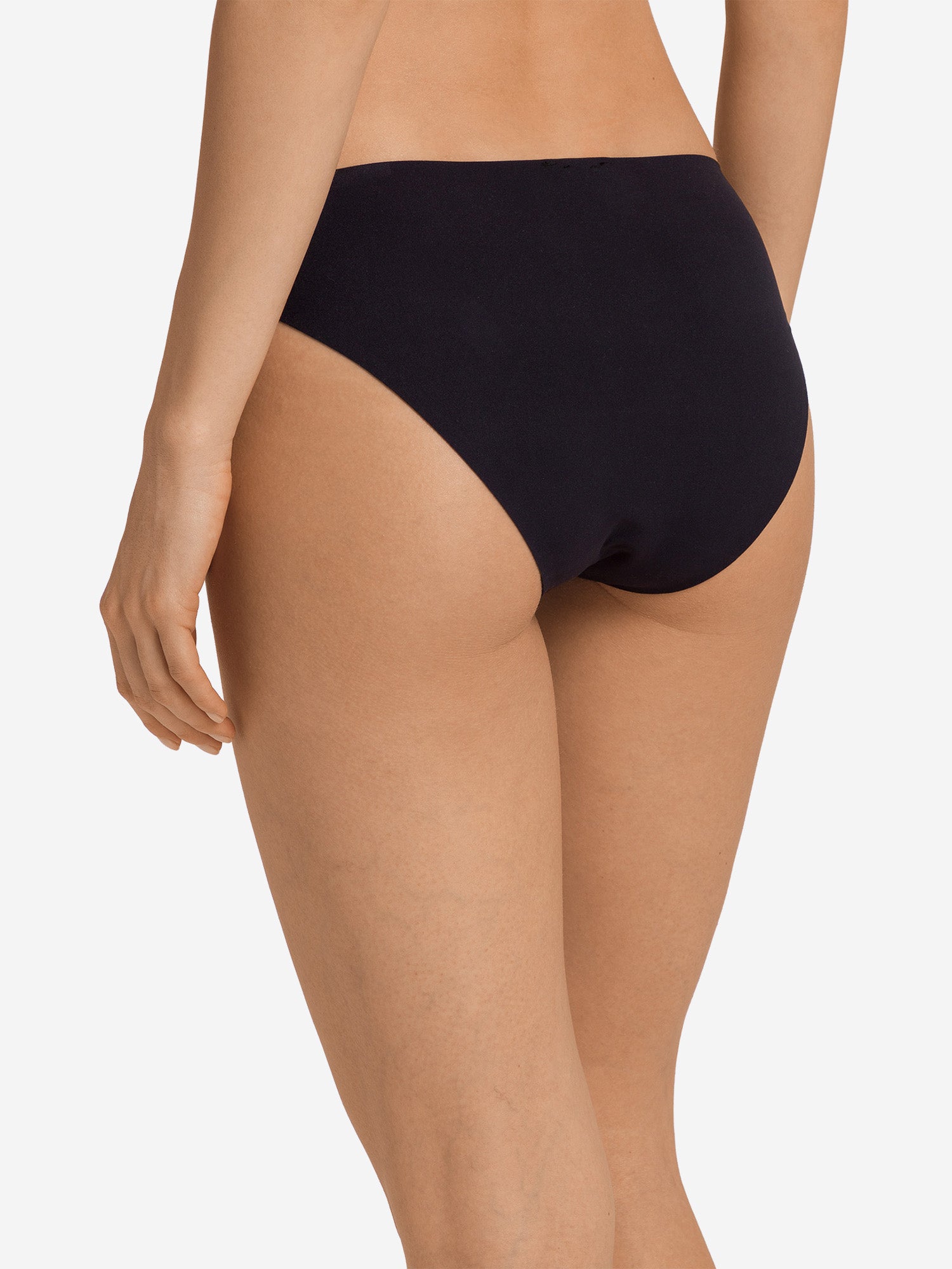 black / L