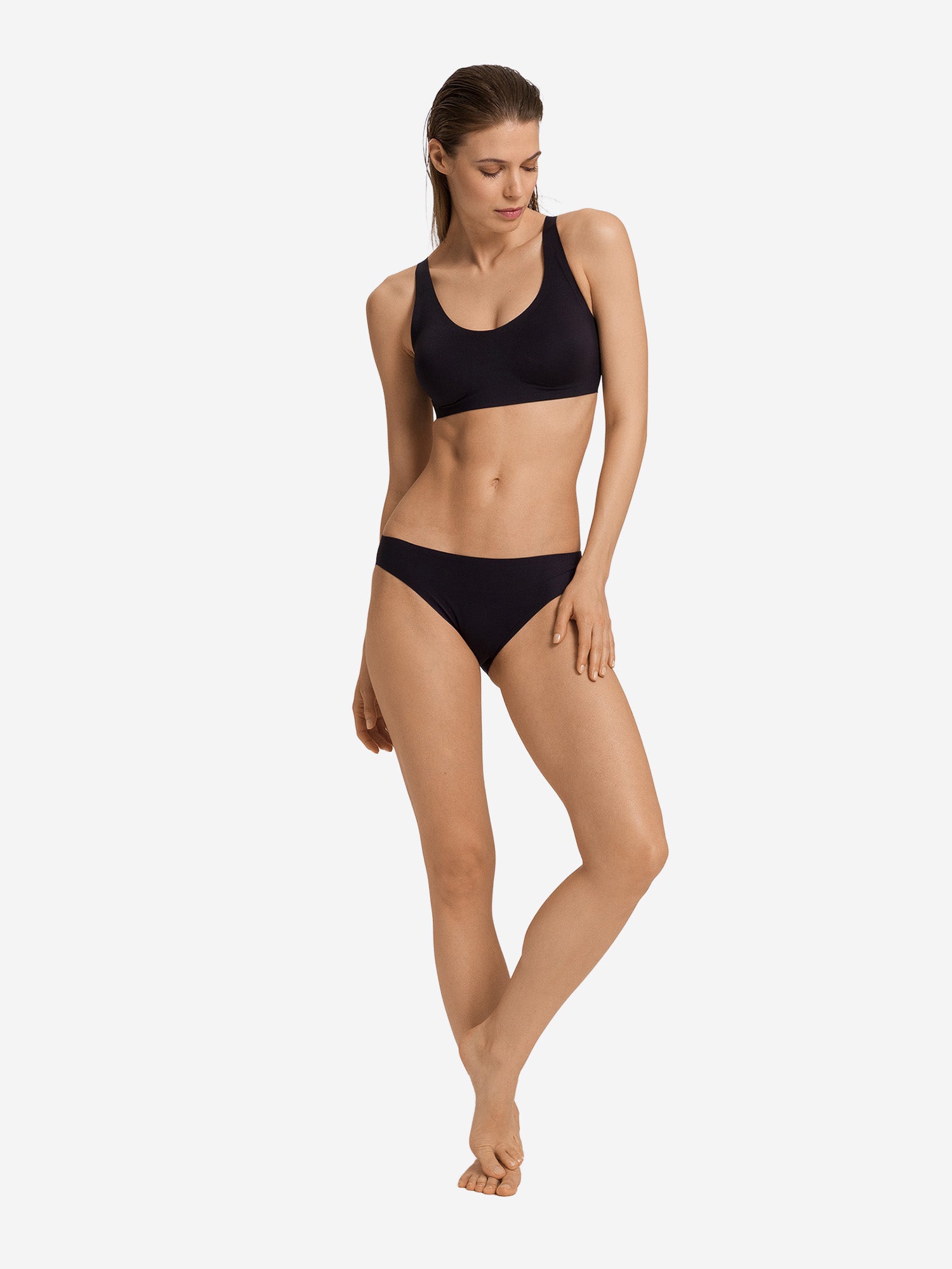 black / L