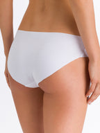 white / L