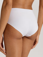 white / L