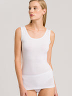 white / L