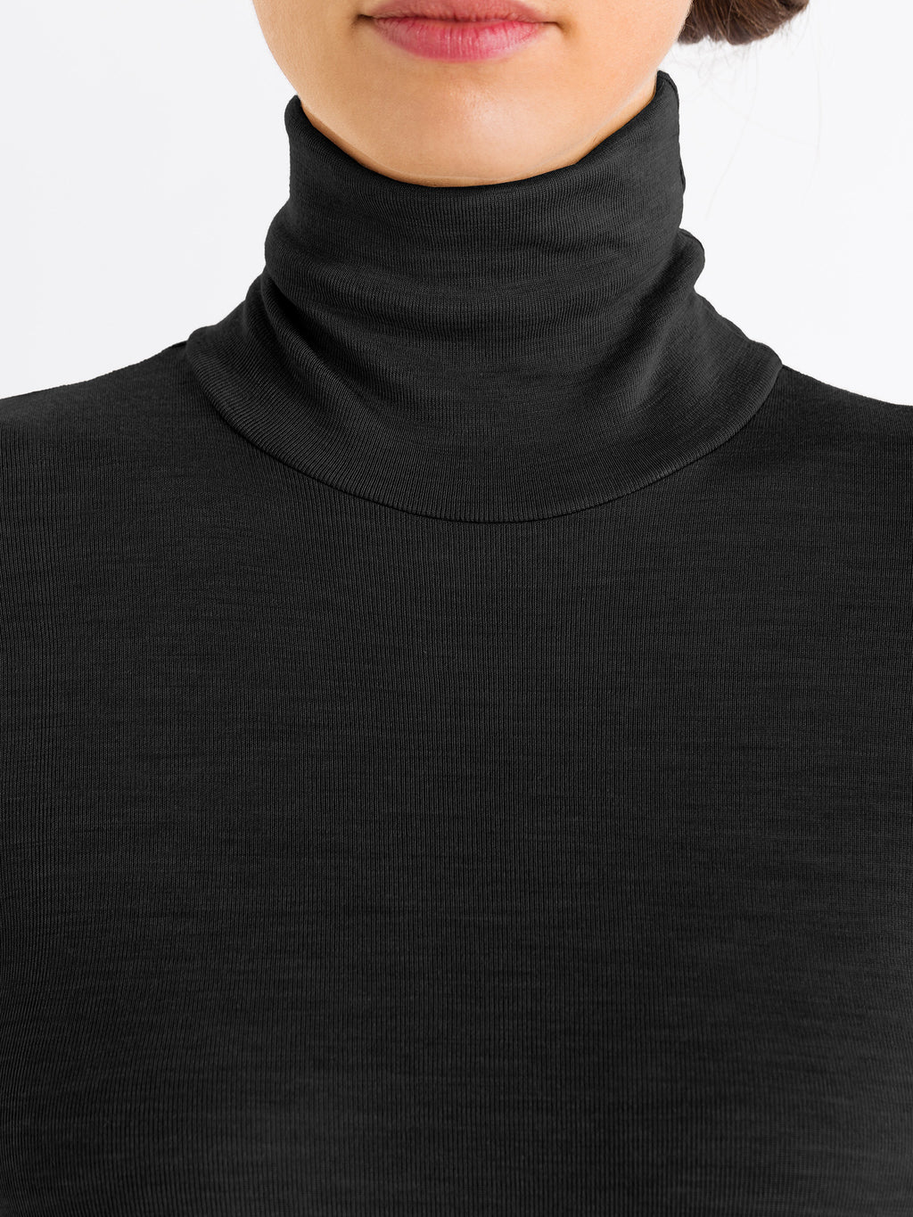 black / L