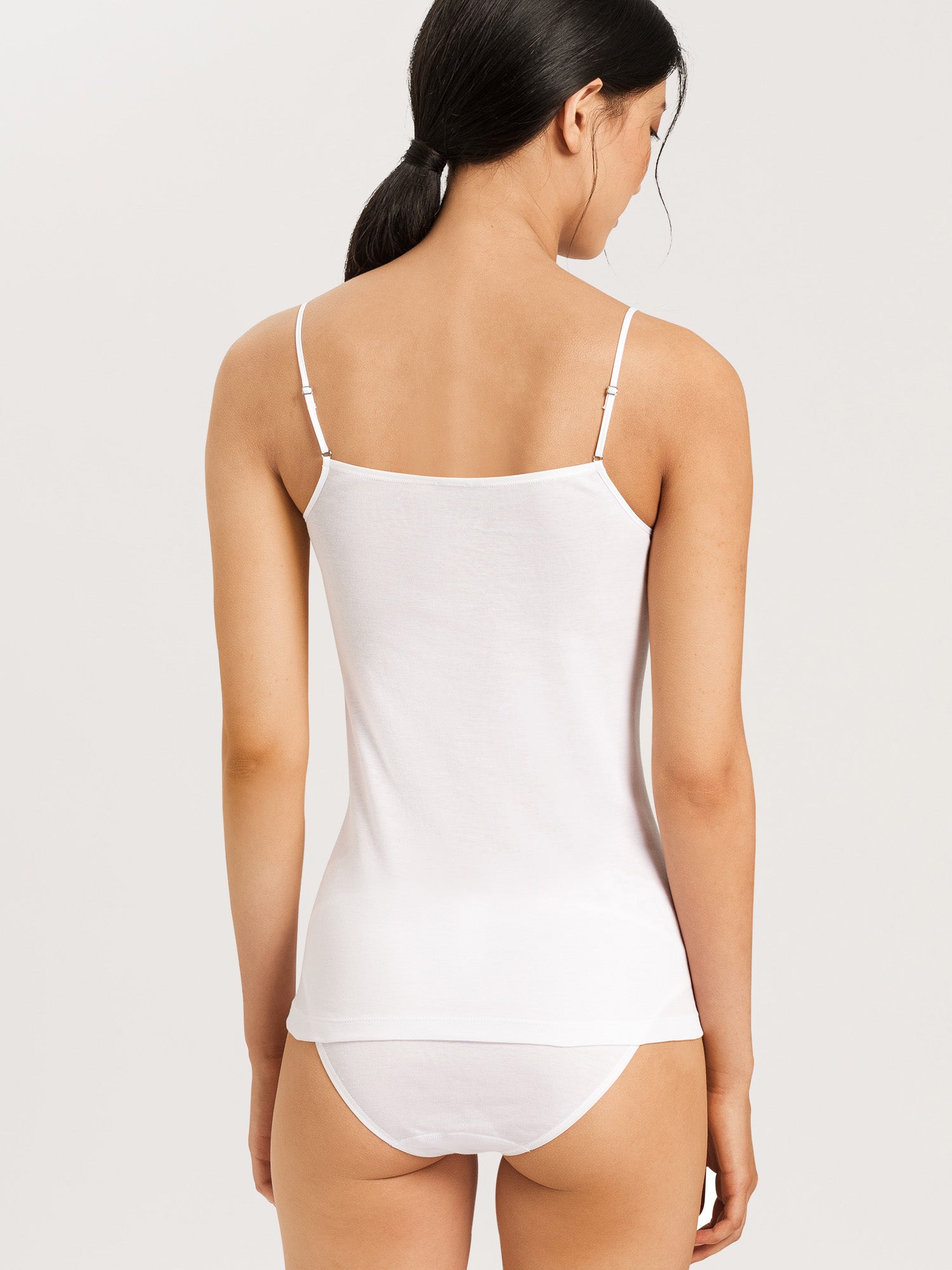 white / L