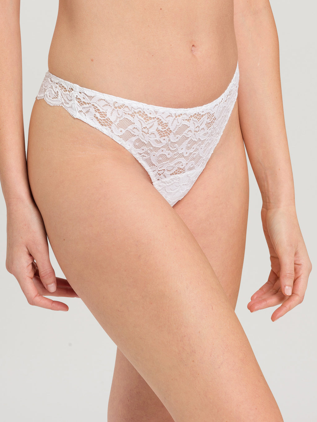 white / L