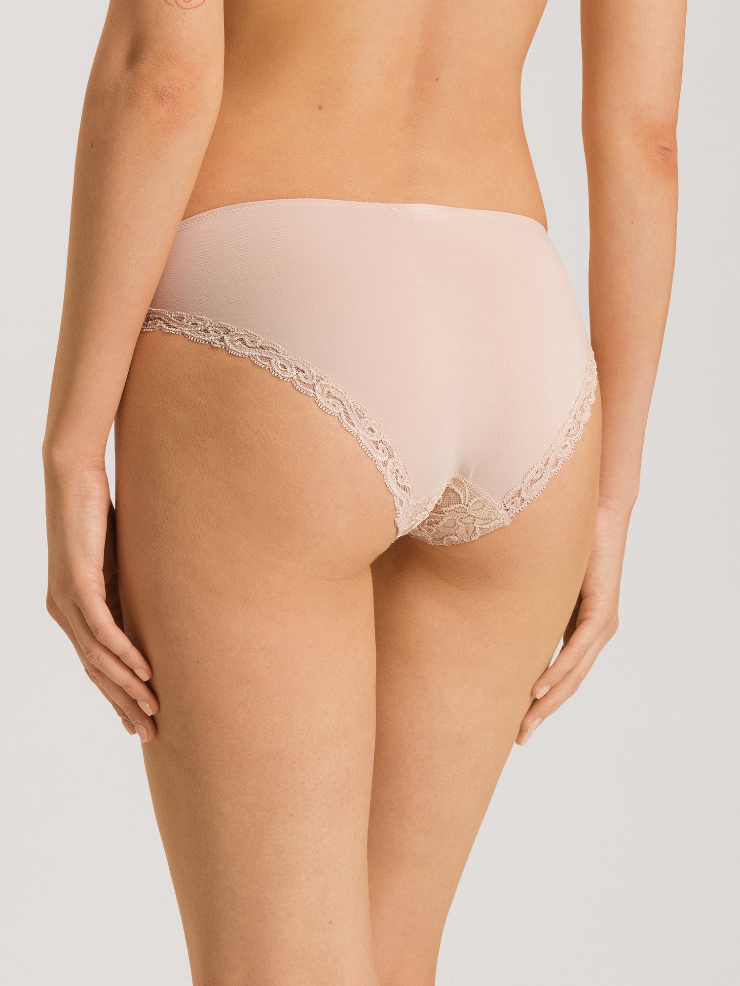 beige / L