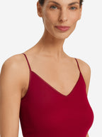 red dahlia / L