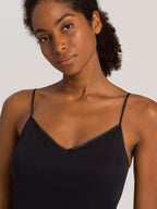 black / L