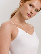 white / L