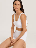 white / L