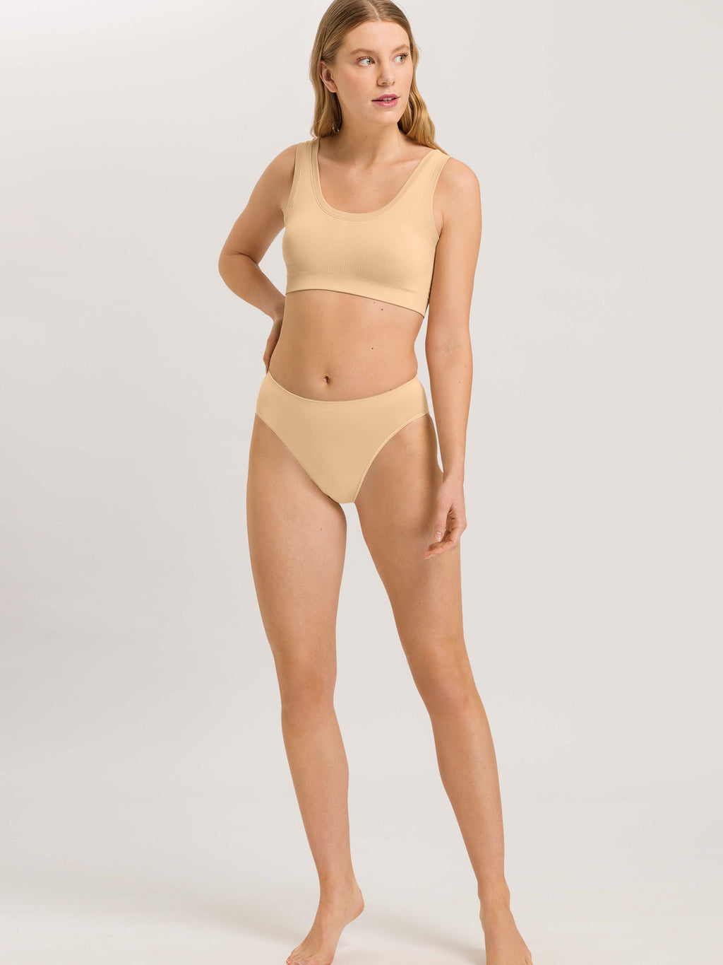 beige / L