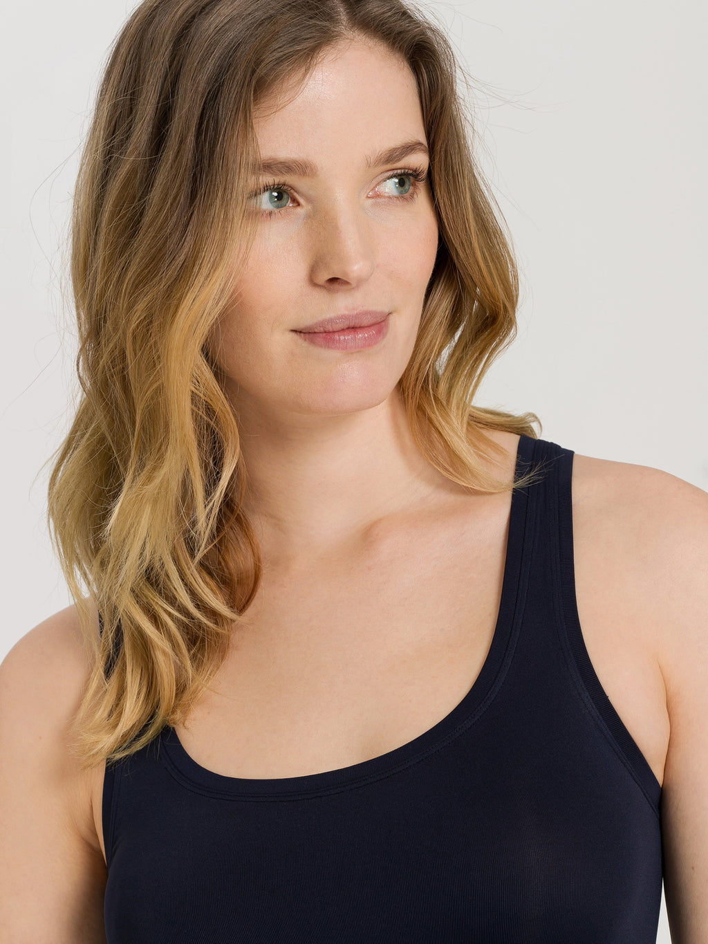 deep navy / L