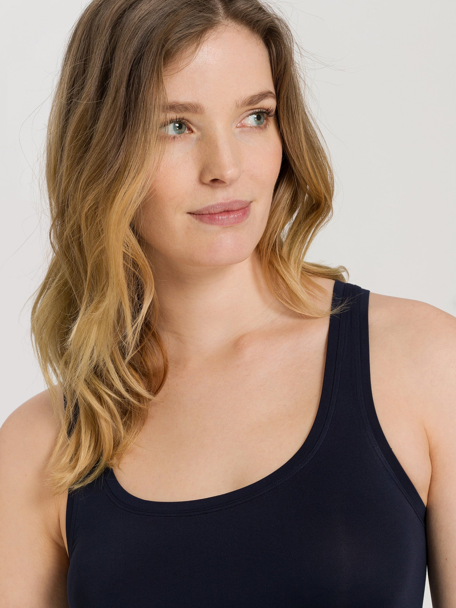 deep navy / L