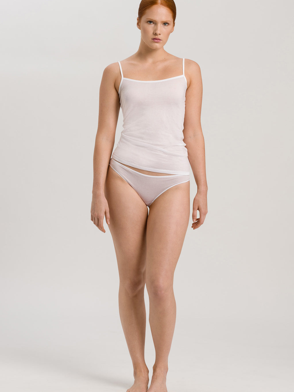white / L