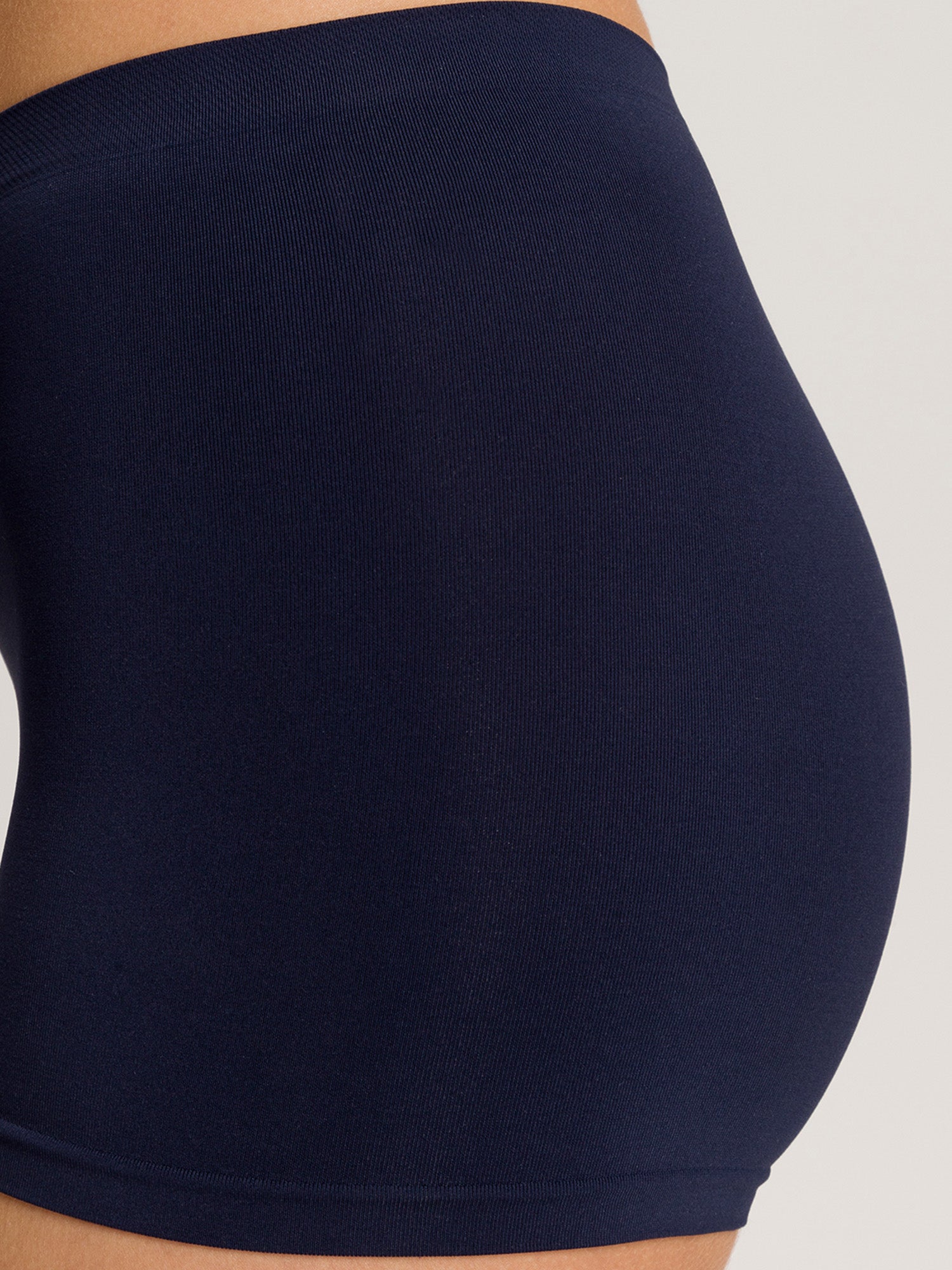 deep navy / L