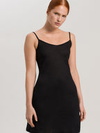 black / L
