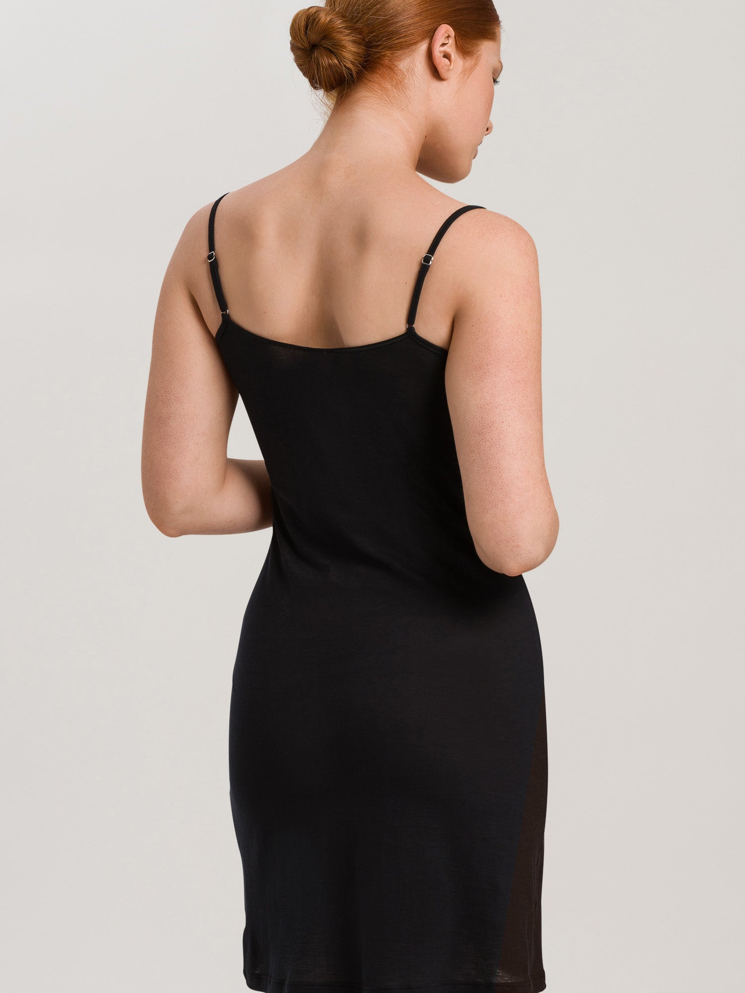 black / L
