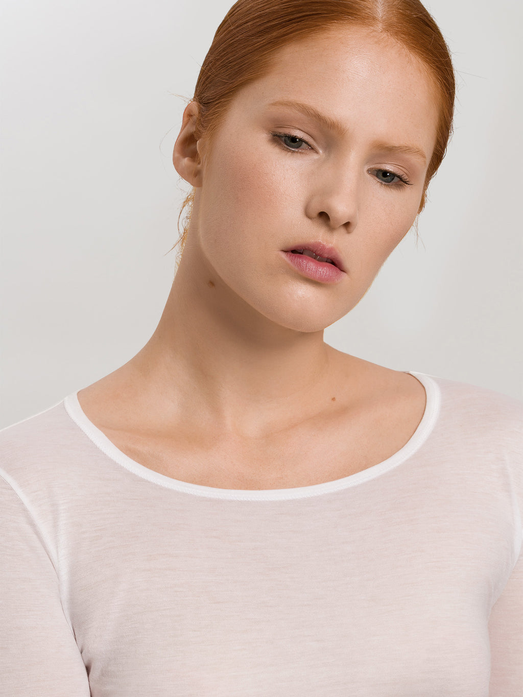 white / L
