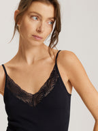 black / L