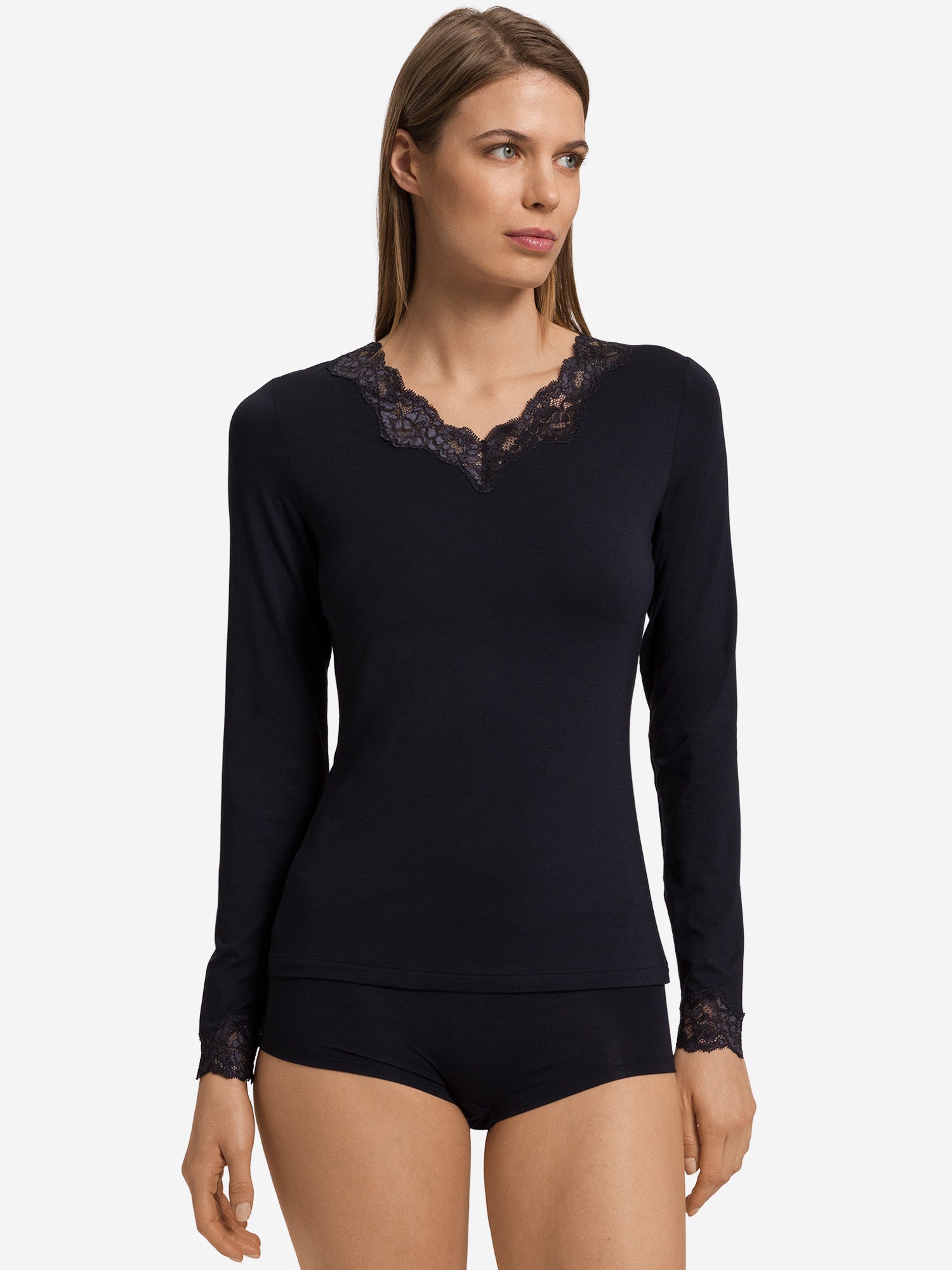 black / L