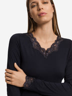 black / L