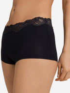 black / L