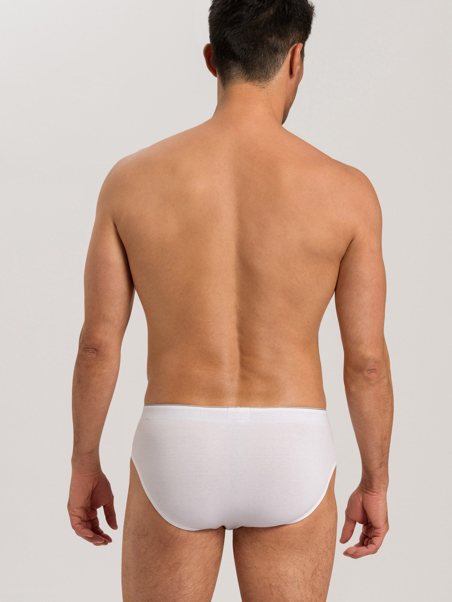 white / L