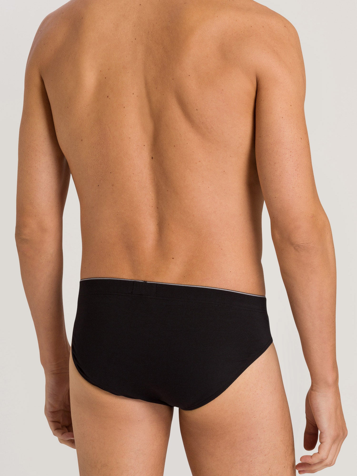 black / L