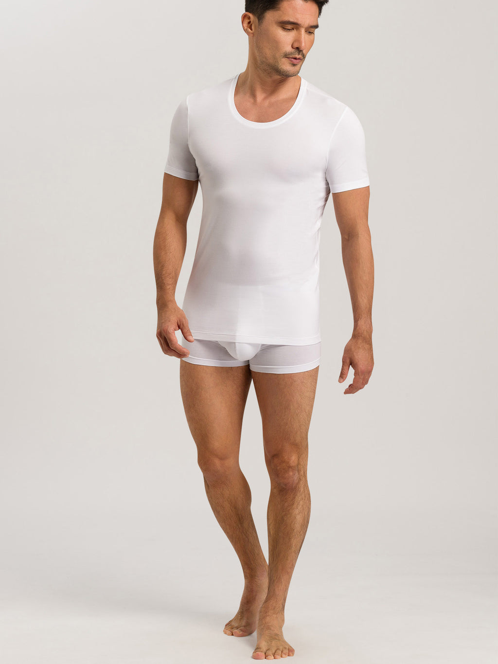 white / L