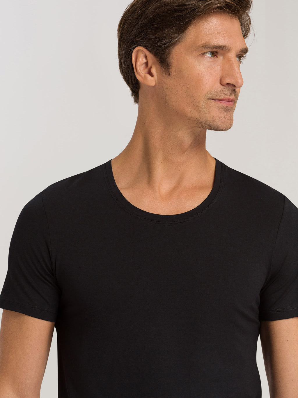 black / L