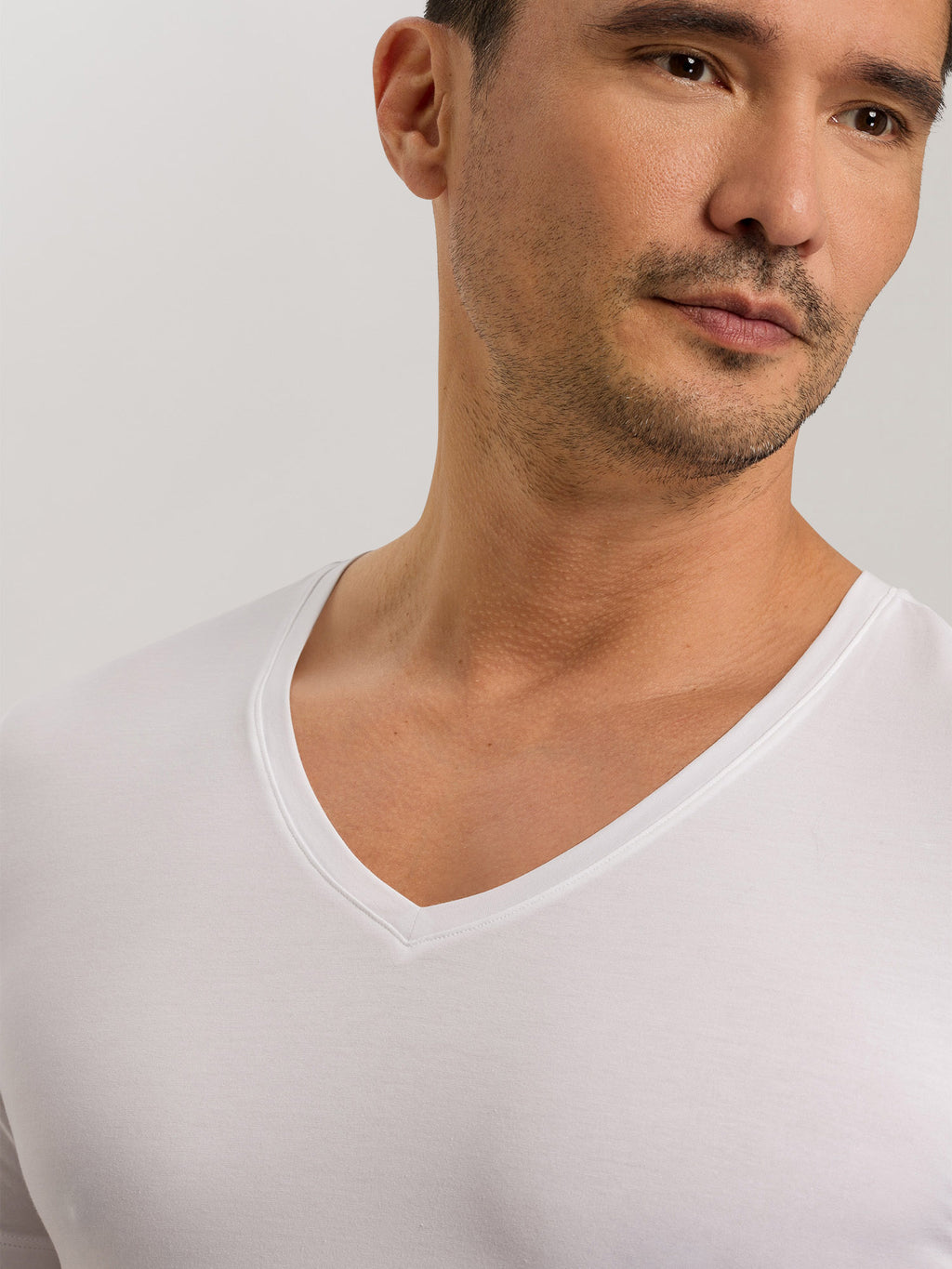 white / L