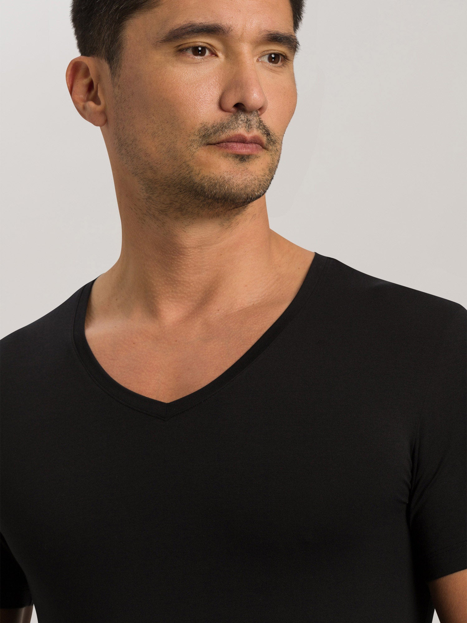 black / L