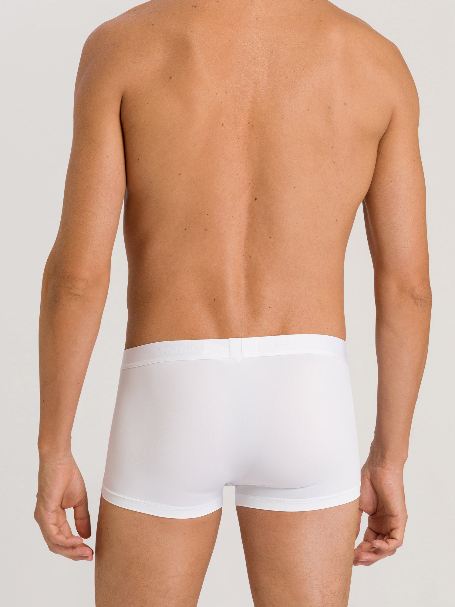 white / L