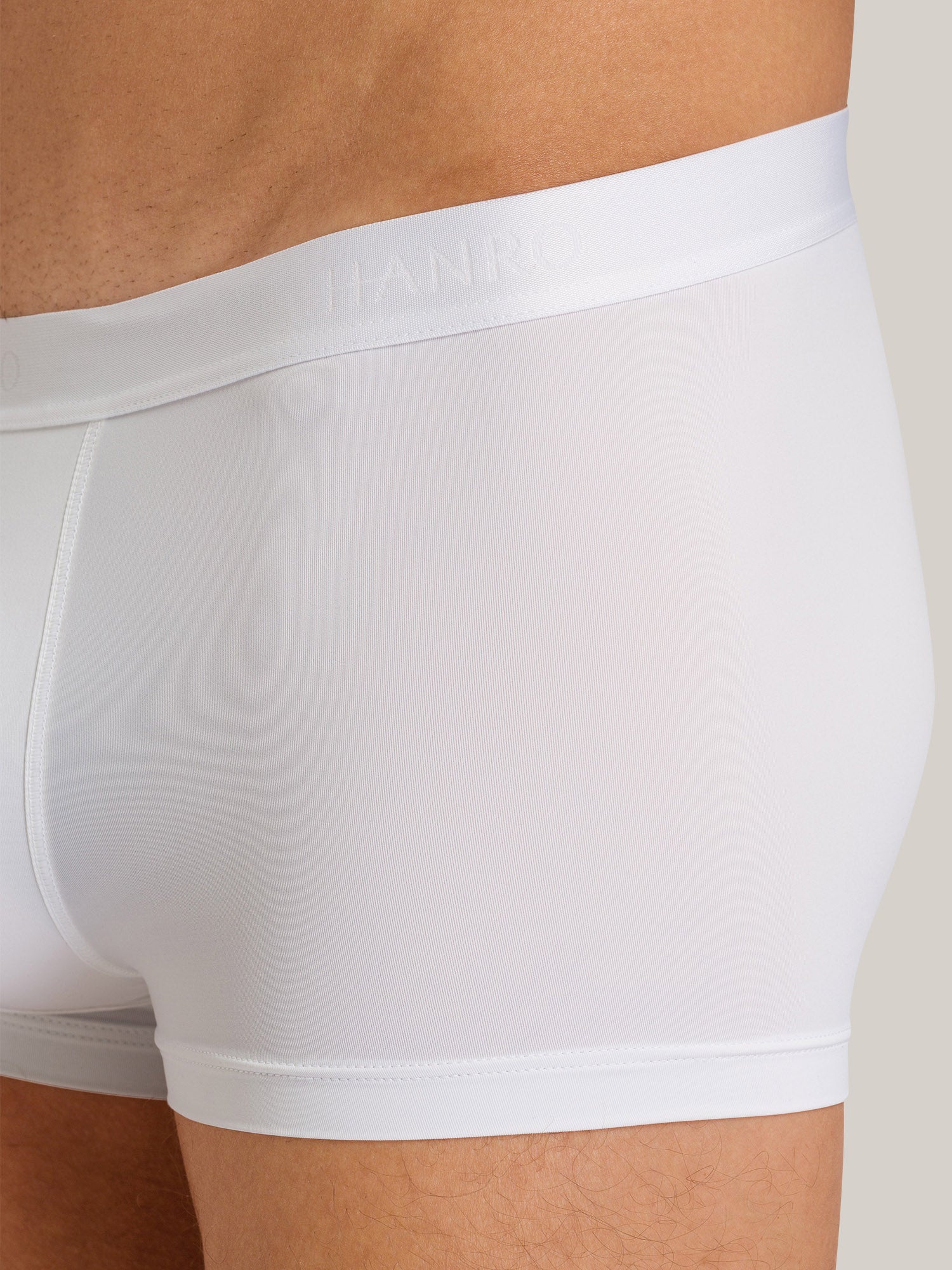 white / L