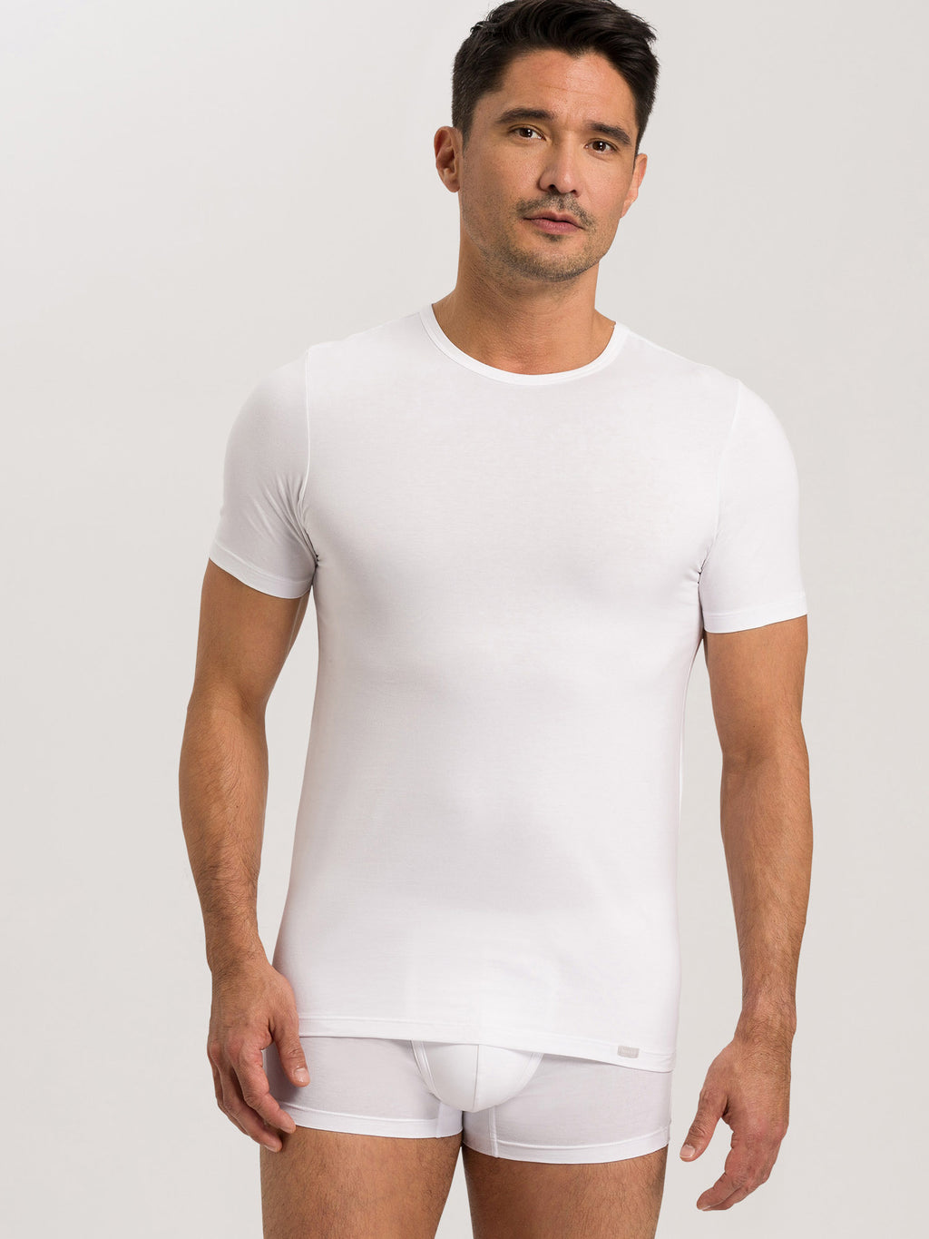 white / L