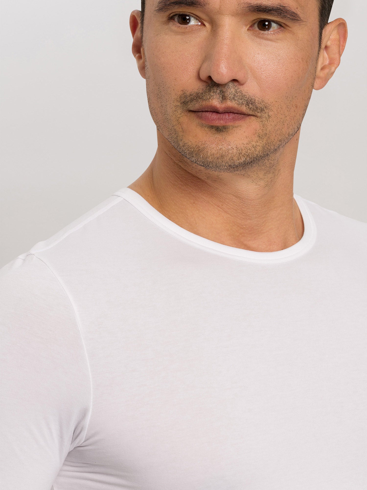 white / L