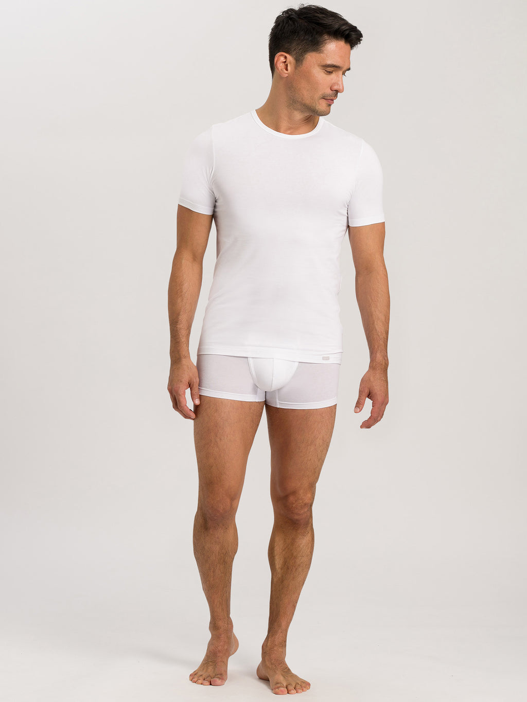 white / deep navy / L