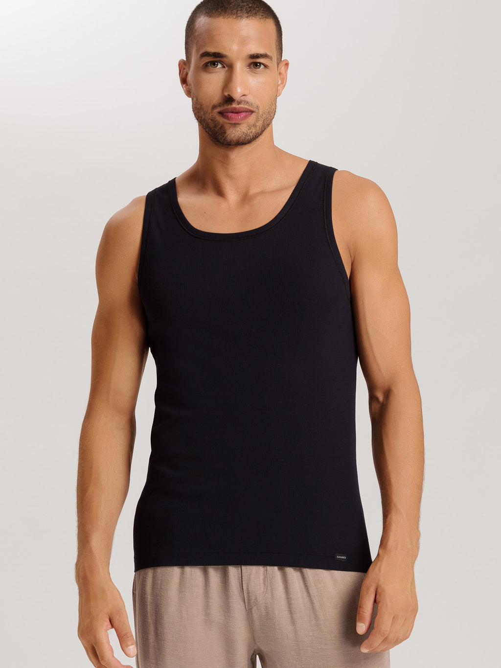 black / L
