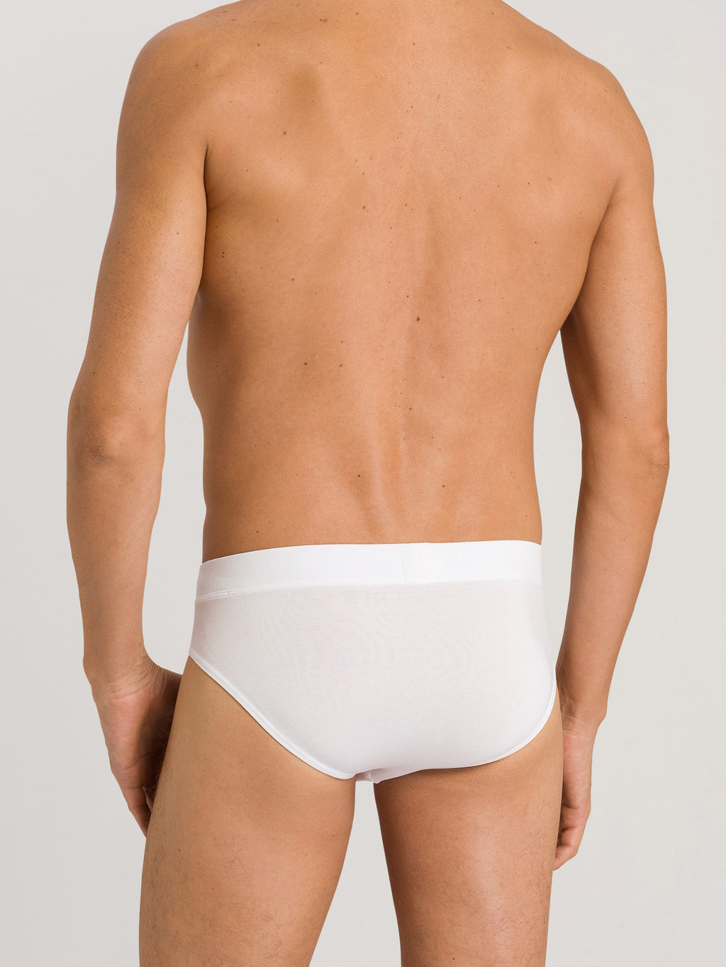 white / L