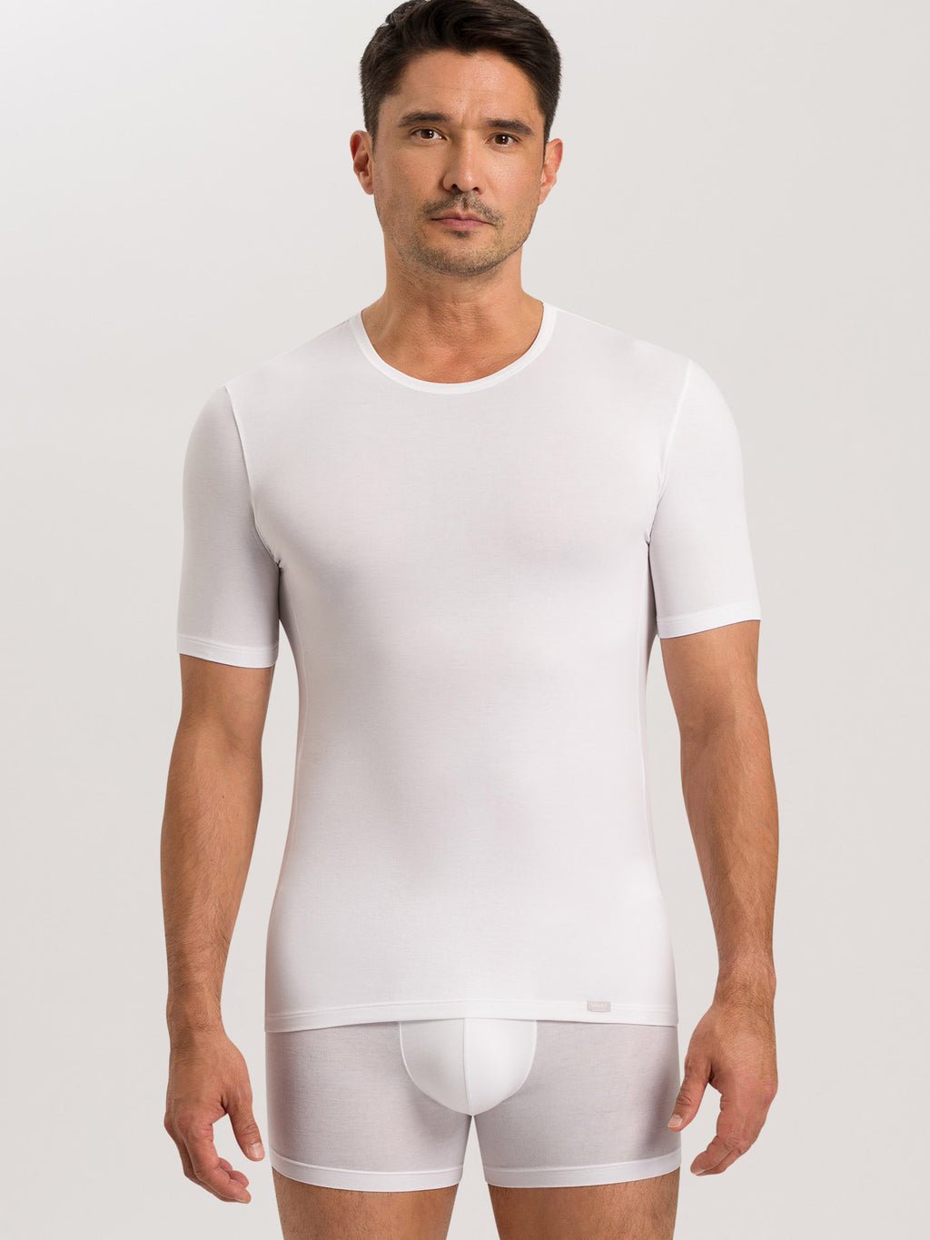 white / L