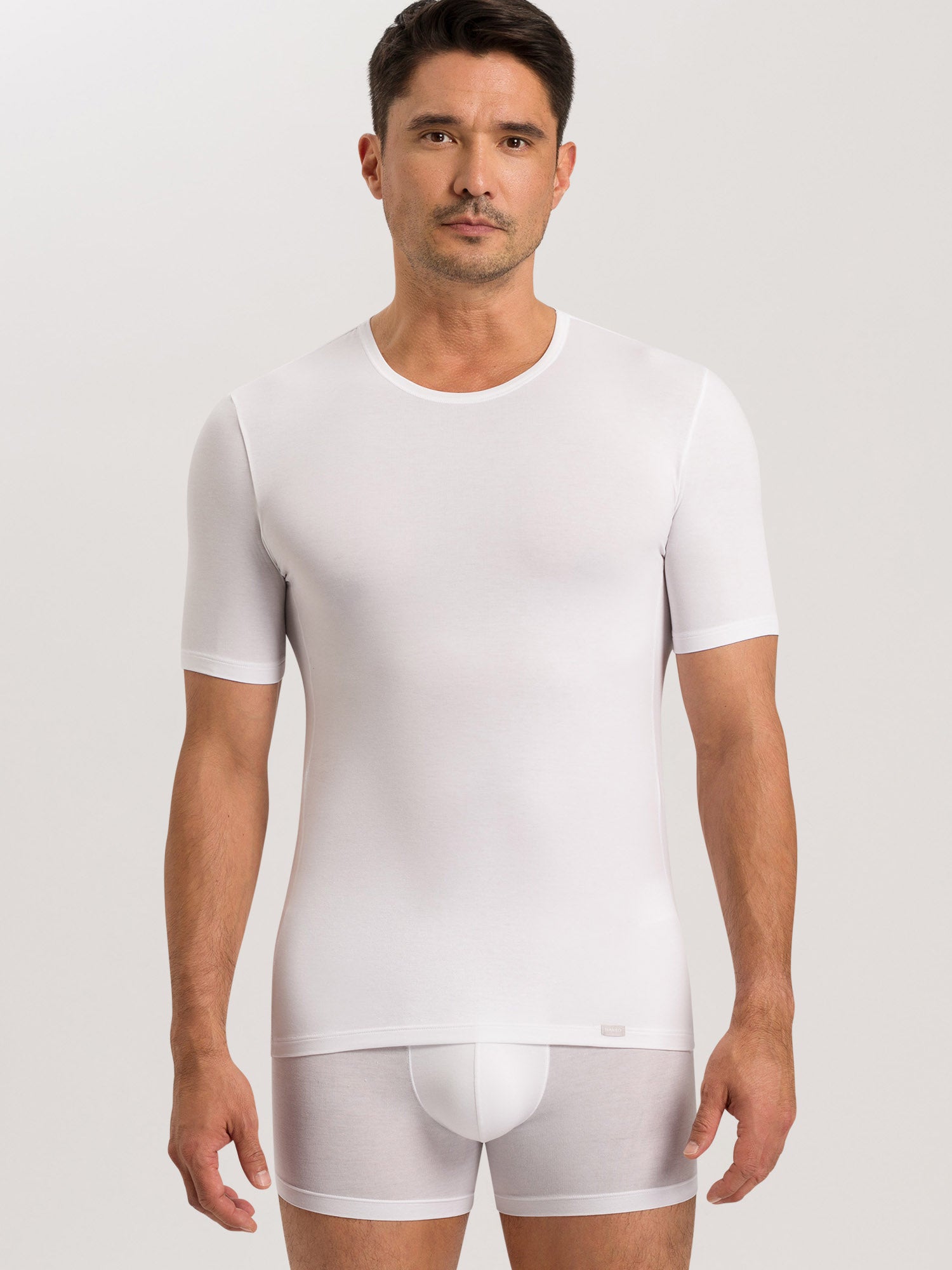 white / L