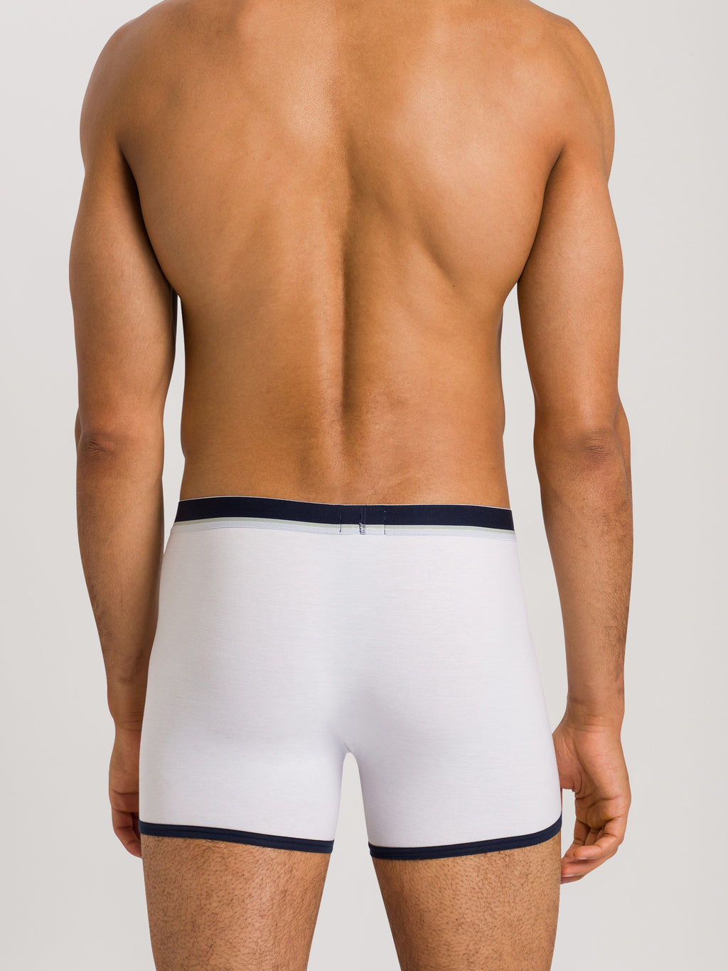 white / L