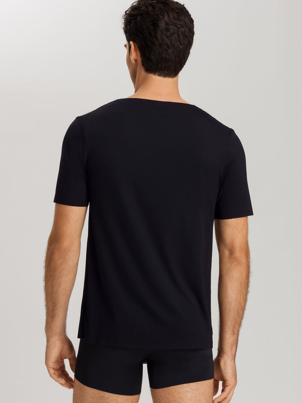 black / L